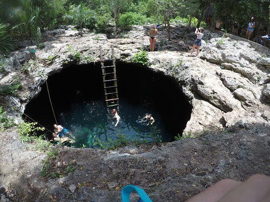 el Cenote Calavera